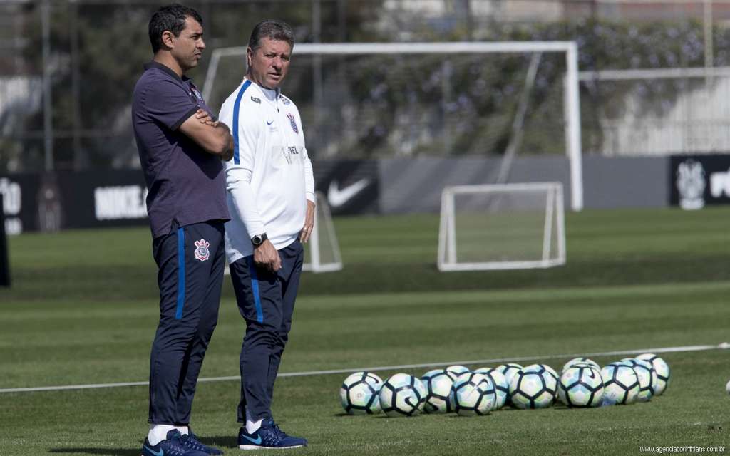 Carille tenta levar o Corinthians para mais uma vitória no Brasileirão