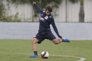 Romero volta e Giovanni Augusto vai para o banco no Corinthians