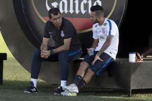 Ex-atacante da Ponte ganha espaço e é mantido como titular do Corinthians