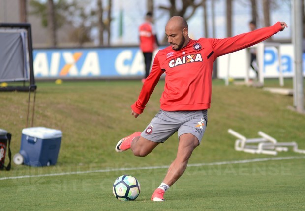 Atlético-PR está pronto para enfrentar o Palmeiras