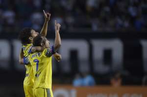 Sob pressão, Flamengo joga com a obrigação de derrotar o Vitória em casa