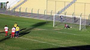 União Mogi 2 x 3 Mauaense - De virada, Locomotiva vence a primeira na segunda fase