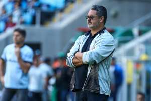 Micale diz que gol no início desmoronou Atlético-MG e conta com Luan para quarta