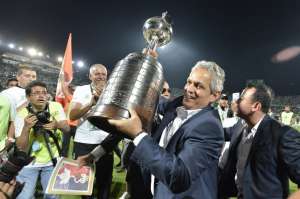 Flamengo está perto de acertar com Reinaldo Rueda, técnico campeão da Libertadores