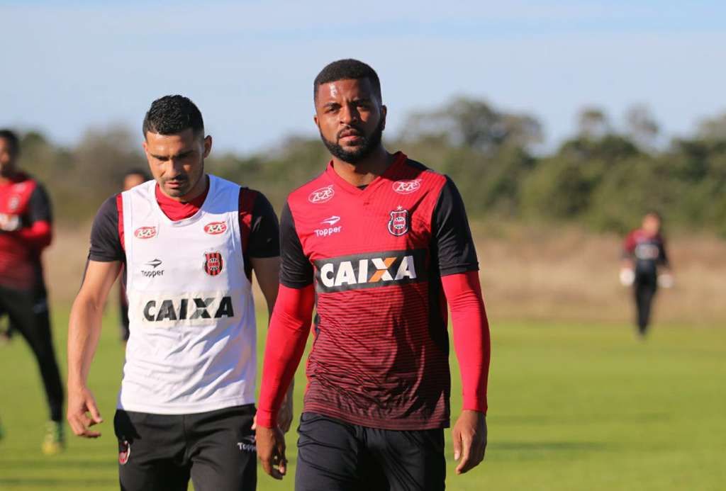 Nirley já participou do treinamento com o restante do elenco xavante nesta terça-feira - Jonathan Silva/GEB