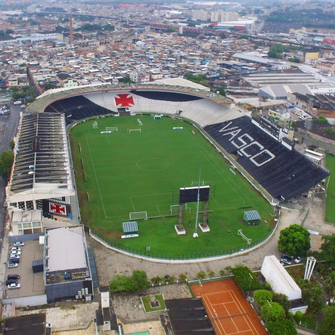 Após obra para proteger área de imprensa, STJD libera estádio do Vasco
