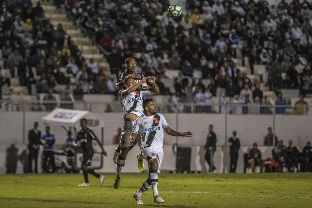 Rodrigo pode tomar pena dura do STJD - Fabio Leoni/ PontePress