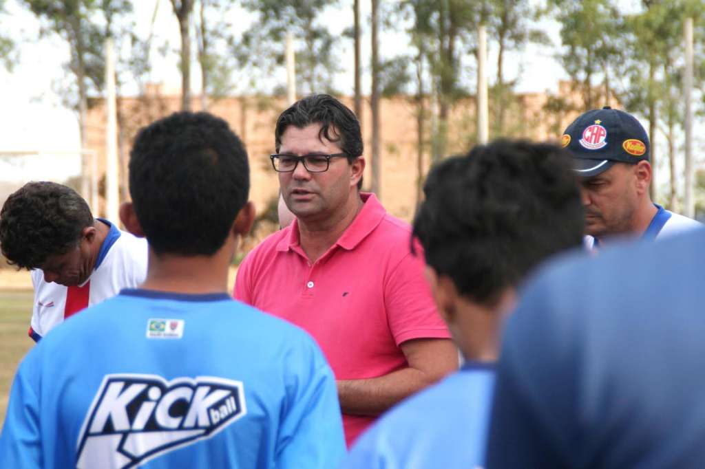 Claudemir Peixoto retornou ontem ao comando do CAP (Foto: Silas Reche)