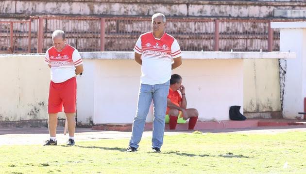 Saran tem desfalque e retornos para escalar o América Saran tem desfalque e retornos para escalar o América