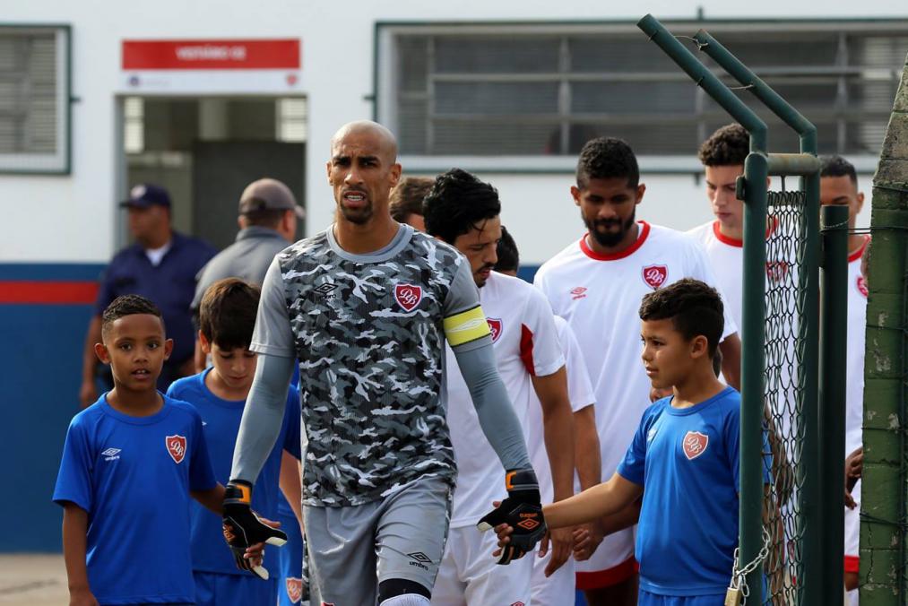 Em casa, o Desportivo Brasil empatou sem gols com o Taboão da Serra