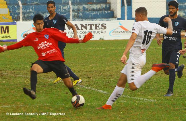 Osvaldo Cruz fez 3 a 1 no EC São Bernardo e deixou disputa equilibrada para a última rodada