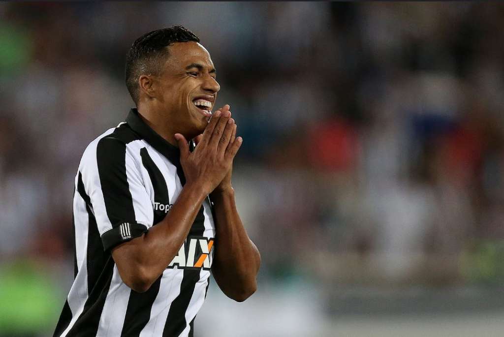 Jair Ventura festeja fim do jejum de vitórias do Botafogo no Brasileirão