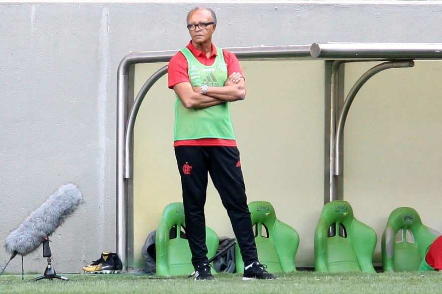 Jayme reclama de falta de 'pegada' e admite Fla fora da briga no Brasileirão 2 0002050260810 img