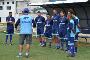 Copa Paulista: Após derrotas, auxiliar do Taubaté motiva elenco: 'seguir em frente'
