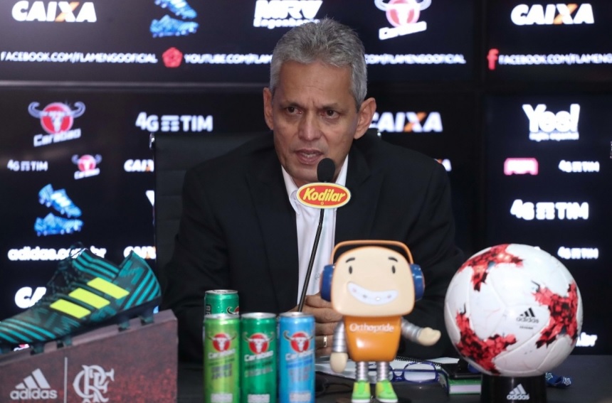 O técnico colombiano Reinaldo Rueda pode fazer sua estreia no comando do Flamengo