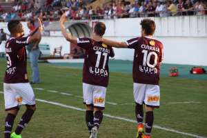 Penapolense  2 x 3 Ferroviária - Locomotiva reencontra vitória e cola no líder da Copinha