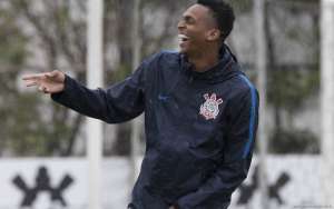Corinthians não se ilude com rivais 'jogando a toalha' no Brasileirão