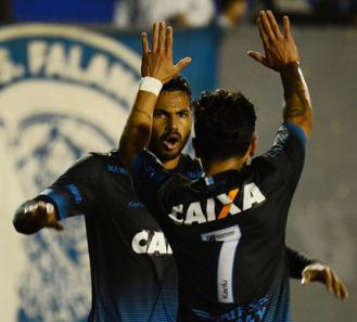 Londrina goleou o Brasil-RS: 4 a 1