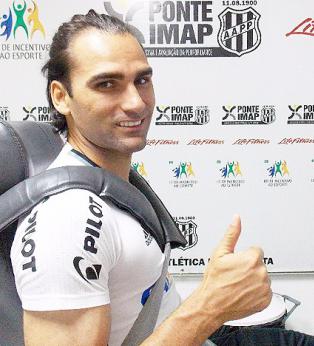 Léo Gamalho está inscrito pela Macaca