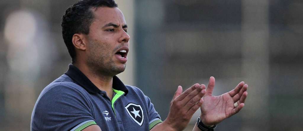 Jair Ventura fecha treino do Botafogo e sugere reservas contra a Ponte 2 0002050261648 img