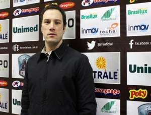 Copa Paulista: Ferroviária anuncia novo auxiliar-técnico de PC de Oliveira