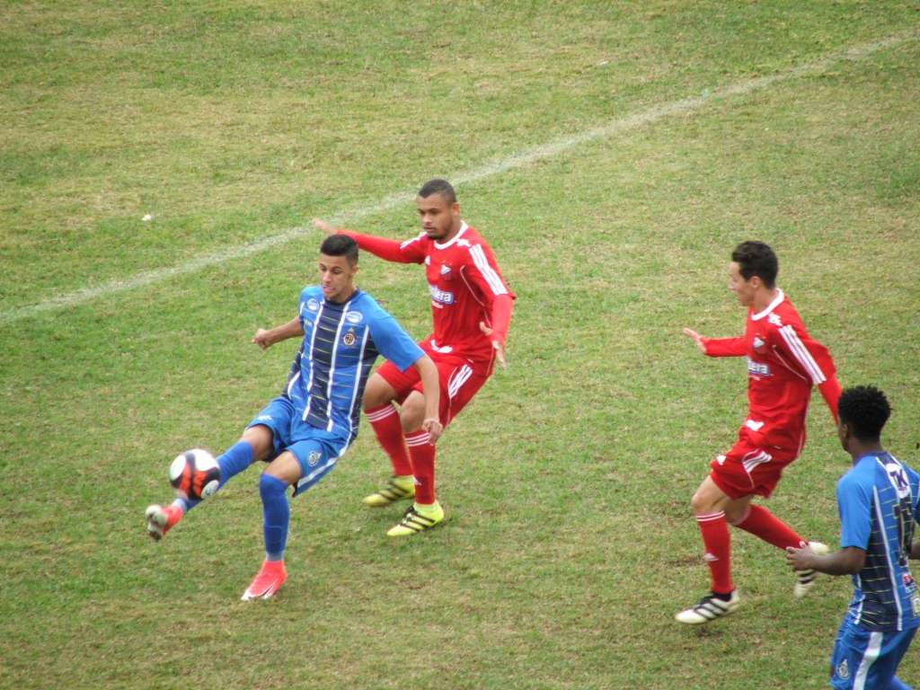 Jogando em São Carlos, o Sanca ficou no empate com o Ituano pelo placar de 2 a 2 no Paulista Sub 20