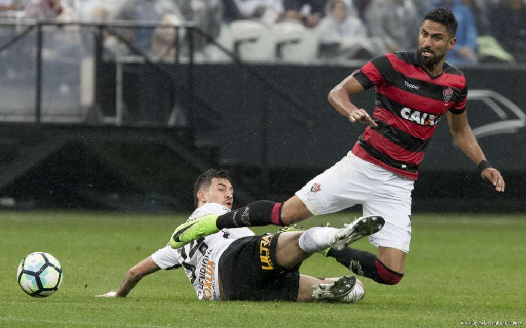 Corinthians 0 x 1 Vitória - Caiu em Itaquera... Já era? 2 0002050261896 img