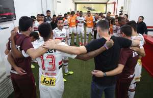 São Paulo precisa da sua 2ª vitória como visitante para fugir do rebaixamento