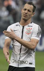 Jogadores do Corinthians encaram 1ª derrota no Brasileirão com naturalidade