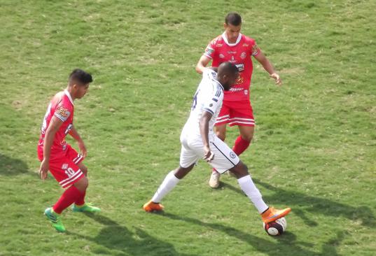 América perdeu para Mauaense e está eliminado. Foto: José Paulo Necchi