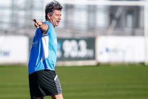 Copa do Brasil: Renato fecha treino e mantém mistério sobre escalação do Grêmio