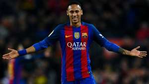 Barça aciona Neymar na Justiça e cobra parte do bônus pago em renovação
