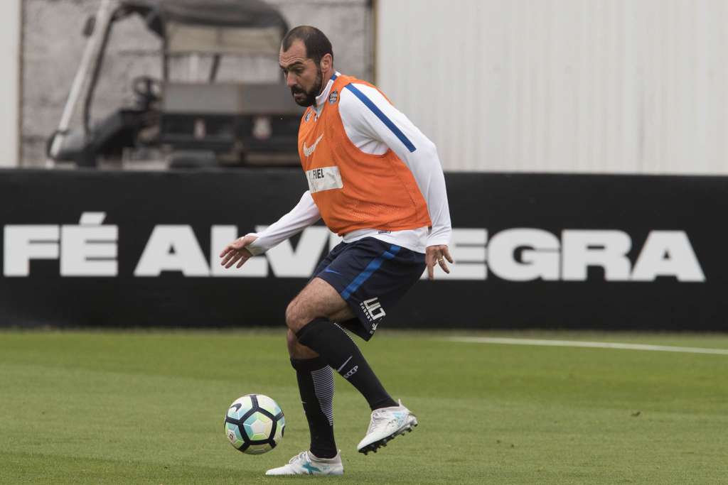 Danilo foi relacionado e pode retornar aos gramados. (Foto: Daniel Augusto Jr / Ag Corinthians)