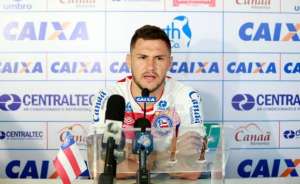 Tiago pede regularidade para Bahia não brigar contra Z4 no Brasileirão