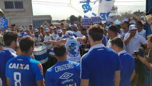 Copa do Brasil: Torcida comparece em peso na Toca da Raposa para empurrar o Cruzeiro