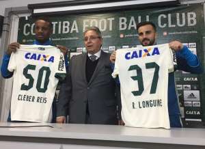 Ex-Santos, Cleber e Longuine chegam ao Coritiba falando em novo desafio na carreira