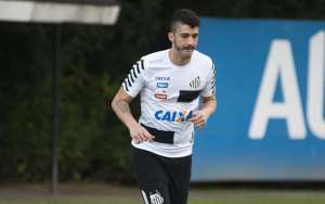 Fora do treino novamente, Gustavo Henrique volta a preocupar o Santos