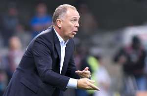 Mano Menezes vê Cruzeiro 'maduro' para final: 'Aprendeu muito na competição'