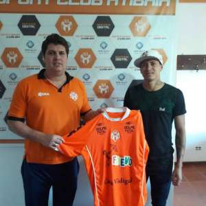 Léo Silverio se destaca na revelação de jovens jogadores no Atibaia