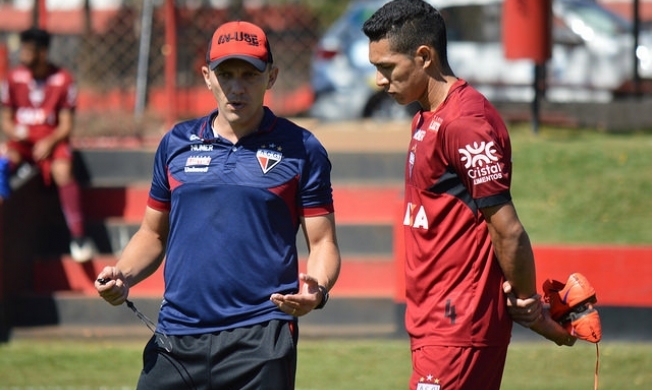 João Paulo Sanches segue acreditando no time do Atlético-GO