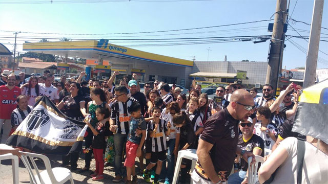 Torcedores do Galo se reuniram na Pizzaria do Dadá antes do jogo contra a Macaca 2 0002050263522 img