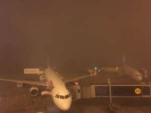 Neblina fecha aeroporto em Porto Alegre e atrasa chegada de jogadores da seleção