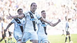 Léo Gamalho enfatiza tempo sem jogo para melhorar rendimento da Ponte Preta