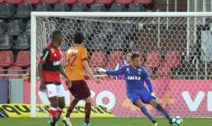 Primeira Liga: Diego Alves prega seriedade no Flamengo contra Paraná
