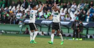 Marcio, do Coritiba, é alvo de racismo e promete levar caso à polícia