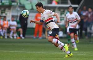 Histórico de queda dos grandes preocupa São Paulo na reta final do Brasileirão