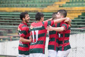 Portuguesa 1 x 0 Santos - Lusa assume a liderança e fica perto da vaga!