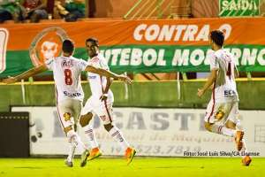 Penapolense 0 x 1 Linense - Elefante vence fora de casa e entra no G4