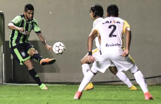 América-MG agora é vice-líder da Série B, atrás do favorito Internacional