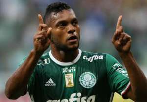 No fim da janela de transferências, Palmeiras tenta esfriar procura por Borja
